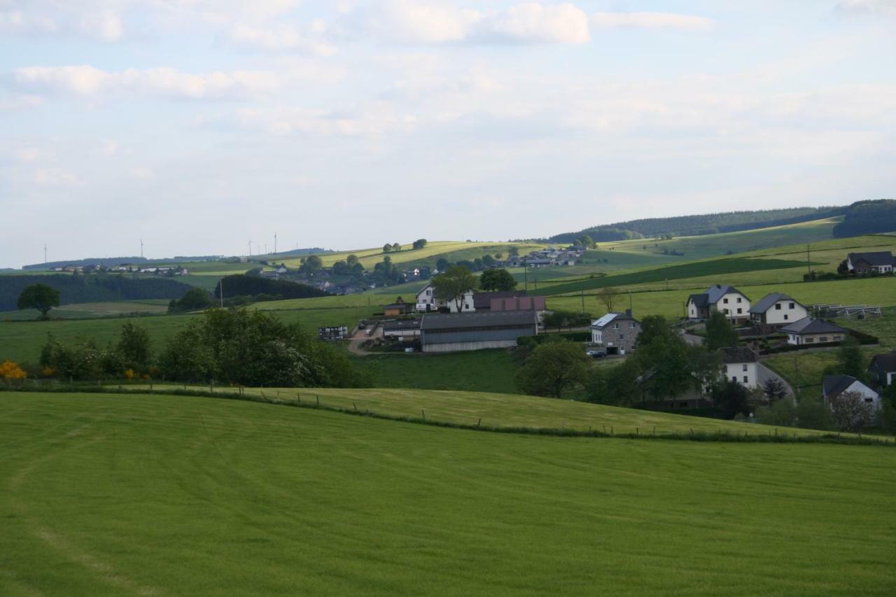 Location Panoramagreen Burg Reuland Exterior photo